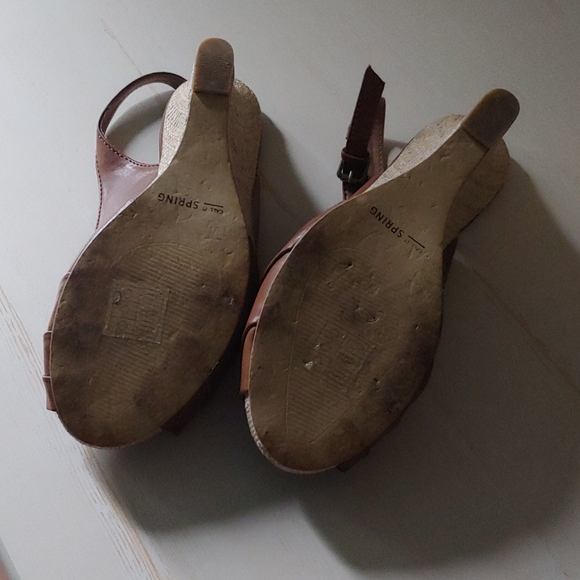 Spring Leather Wedges - Picture 2 of 4